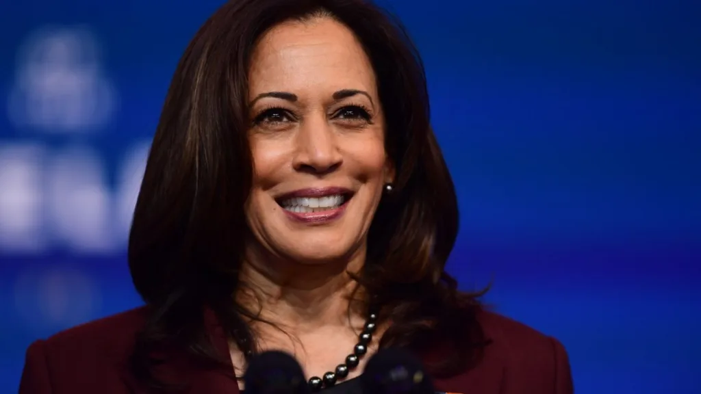 Kamala Harris promete despenalizar la marihuana si gana